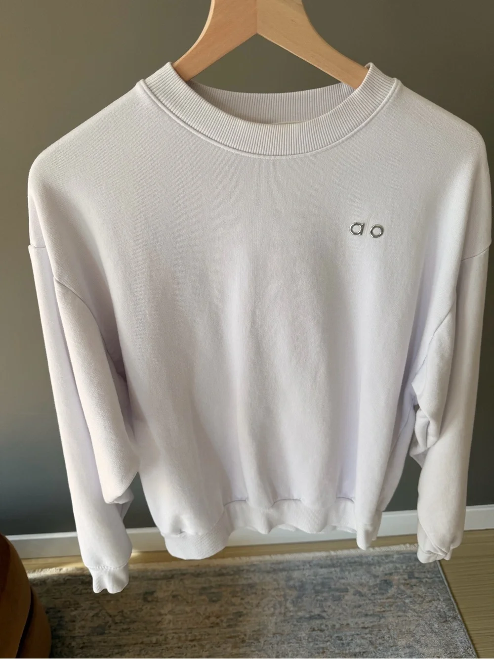 ALO Yoga White Accolade Crewneck Fleece Pullover Sweatshirt - Size XS